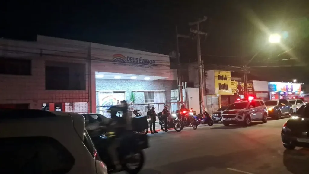Trabalhador morre e outro fica ferido após queda de teto de igreja em Jaguaribe