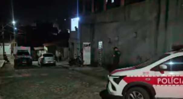 Homem é morto a tiros após casa ser invadida em Mangabeira